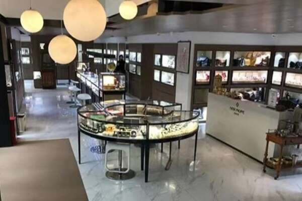 昌都市类乌齐寄卖奢侈品店